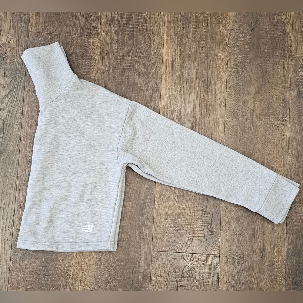 NWOT New Balance Light Gray High-Neck Crop Pullover